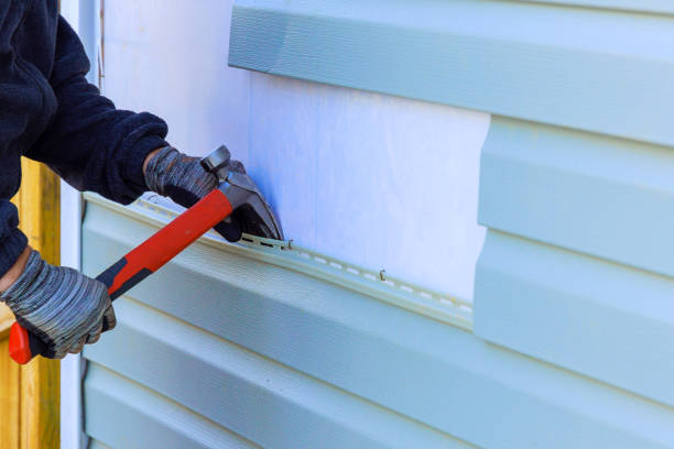 Reliable Siding Repair contractor in West Springfield, VA by Creative Siding